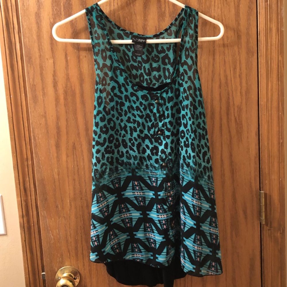 Day trip green cheetah print tank